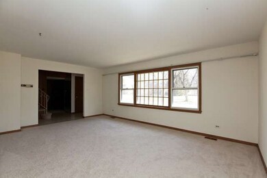 4724 176th St, Country Club Hills, IL 60478 - photo 3