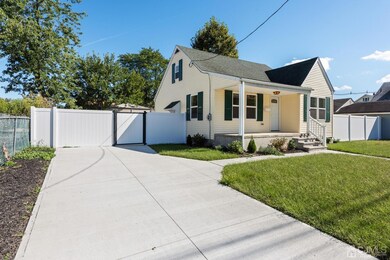 36 Walsh Ave, Edison, NJ 08837 - photo 4