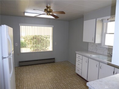 9012 4th Ave W, Everett, WA 98204 - photo 4