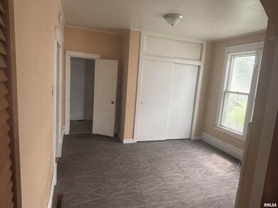 115 W Washington St, Macomb, IL 61455 - photo 4