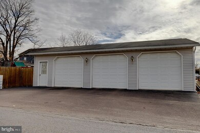 146 Center St, Millville, PA 17846 - photo 6