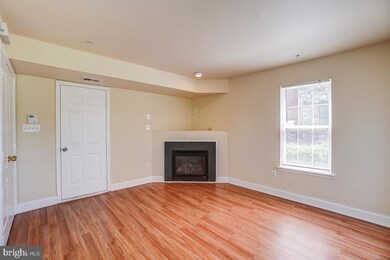 23634 Overlook Park Dr, Clarksburg, MD 20871 - photo 4