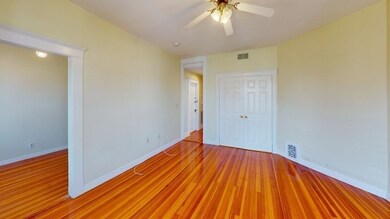 249 L St unit 3, Boston, MA 02127 - photo 5