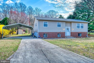 8223 Reece Heights Dr, Severn, MD 21144 - photo 2