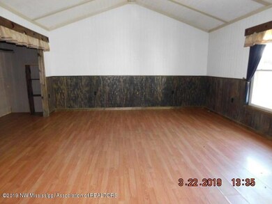 885 Bennett Cir, Byhalia, MS 38611 - photo 5