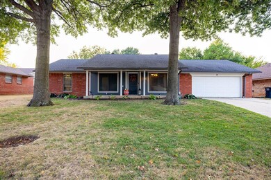 18 N Gilpin Ave, Shawnee, OK 74804 - photo 2