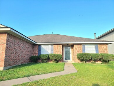 11015 Cayman Mist Dr, Houston, TX 77075 - photo 3