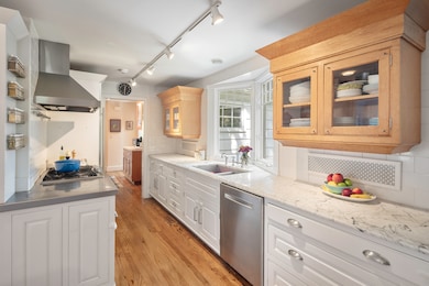 175 W Norwalk Rd, Norwalk, CT 06850 - photo 7