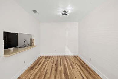 1705 Crossing Place unit 117, Austin, TX 78741 - photo 6