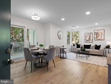 11709 Summerchase Cir unit D, Reston, VA 20194 - photo 4