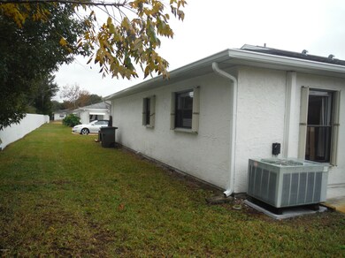 107 McNeela Dr unit 107, Titusville, FL 32796 - photo 5