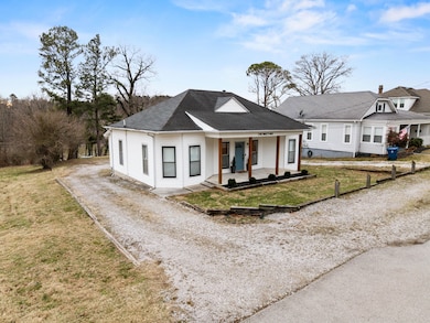 199 Grandview Ave, Burnside, KY 42519 - photo 6