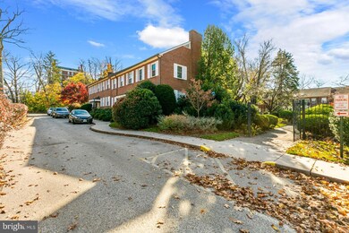 922 Montgomery Ave unit B3, Bryn Mawr, PA 19010 - photo 3