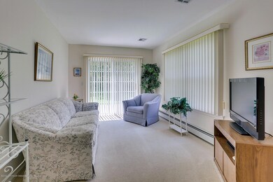 22 Meadows Ln Manchester-print-006-004-L