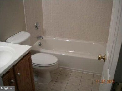 8404 Stonehouse Rd, Frederick, MD 21702 - photo 7