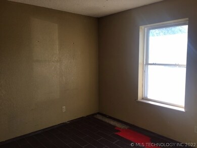 15047 S Xenophon Ave, Glenpool, OK 74033 - photo 5