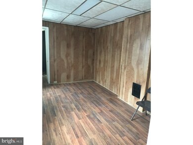 422 S 5th St, Reading, PA 19602 - photo 7