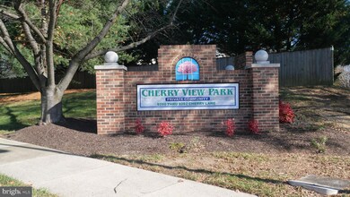 9262 Cherry Ln unit 43, Laurel, MD 20708 - photo 2