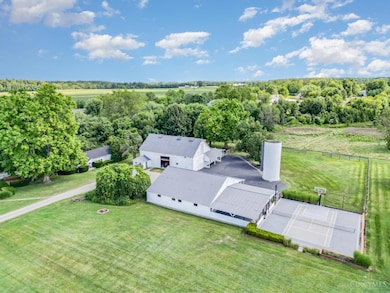 9670 Murdock Goshen Rd, Loveland, OH 45140 - photo 2