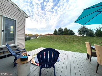 1138 Sassafras Cir, Eldersburg, MD 21784 - photo 3