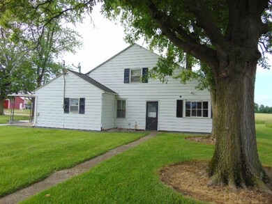 6615 Village Way, Berne, IN 46711 - photo 2