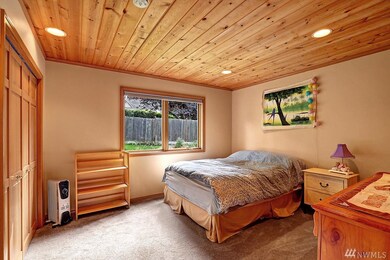 18915 Sound View Place, Edmonds, WA 98020 - photo 5