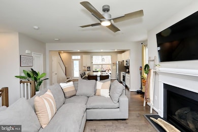 54 Derby Dr, La Plata, MD 20646 - photo 7