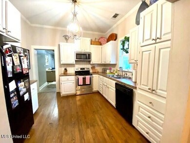 424 Water St Pic 3