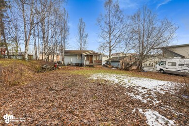 704 W 45th Ave Anchorage AK-large-008-8-