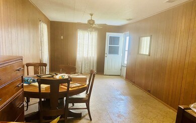 309 W Walch Ave, Fredericksburg, TX 78624 - photo 5