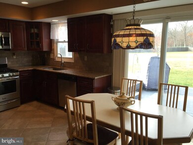 1 Mcintosh Rd, Sewell, NJ 08080 - photo 7