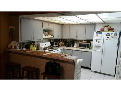 15420 SW 82nd Ln unit 702, Miami, FL 33193 - photo 6