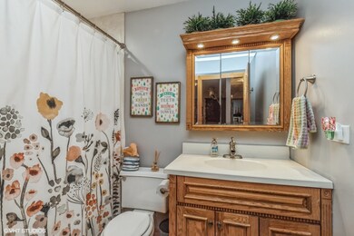 unlisted-address, Vernon Hills, IL 60061 - photo 7