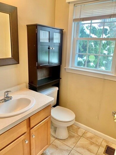 12 Boxberry Ln, Rockland, MA 02370 - photo 6