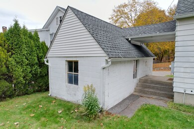 32 Charles St, Winsted, CT 06098 - photo 6