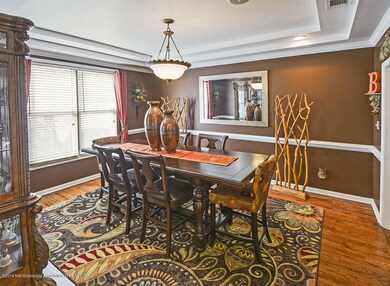 8266kingscrossing_dining