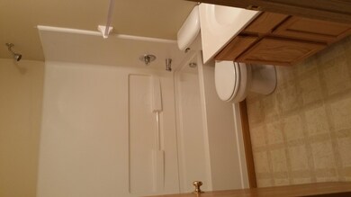 387 Sycamore Dr, Circleville, OH 43113 - photo 7