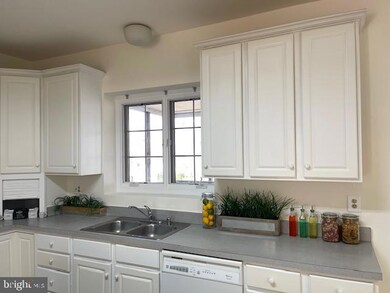 13769 Notley Rd, Silver Spring, MD 20904 - photo 7