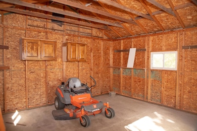 1703 209th St, Shenandoah, IA 51601 - photo 5