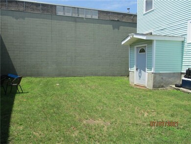 91 Gooding St, Pawtucket, RI 02860 - photo 5