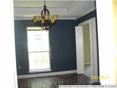 Formal Dining