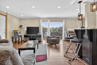 7048 Oconnell Dr unit 3W, Chicago Ridge, IL 60415 - photo 2