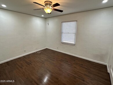 1725 E Monte Vista Rd, Phoenix, AZ 85006 - photo 7