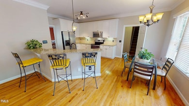 Kitchen/Bar