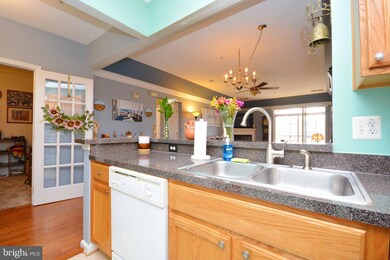 8608 Fluttering Leaf Trail unit 301, Odenton, MD 21113 - photo 5