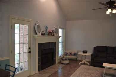 502 E Mccormick St, Prairie Grove, AR 72753 - photo 5