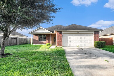 1031 Harrisburg Ct, Rosenberg, TX 77471 - photo 2