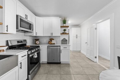 13 Arlington St, Middleboro, MA 02346 - photo 6