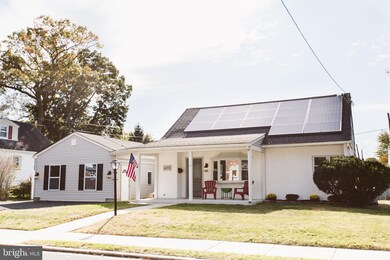 415 Hazel Ave, Folsom, PA 19033 - photo 2