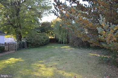 6636 Beacon Ln, Falls Church, VA 22043 - photo 6